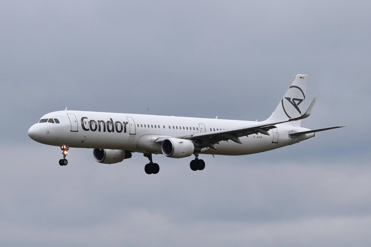 D-ATCF , Condor , Airbus A321-211(WL) , Berlin-Brandenburg  Willy Brandt  , BER , 28.08.2021 , 