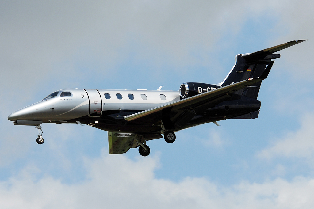 D-CFHZ Embraer 505 Phenom 300 01.06.2018