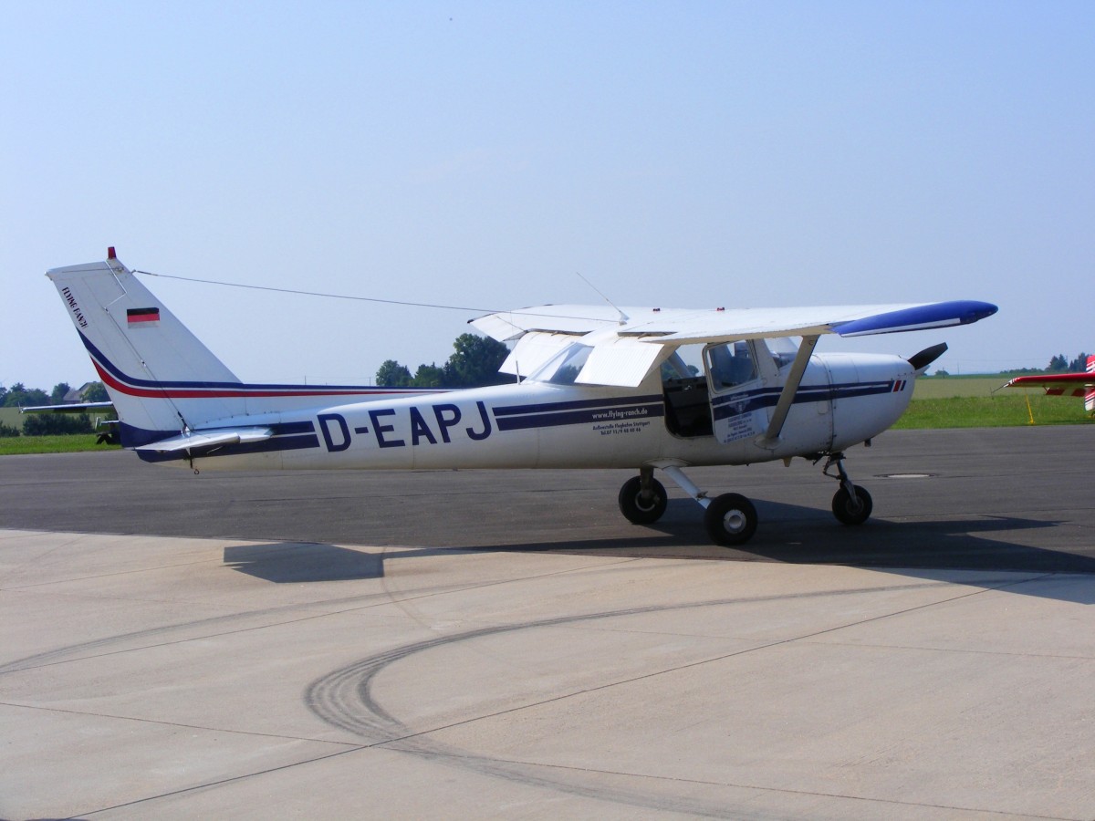D-EAPJ, Cessna 150, Flugplatz Gera (EDAJ),3.7.2015