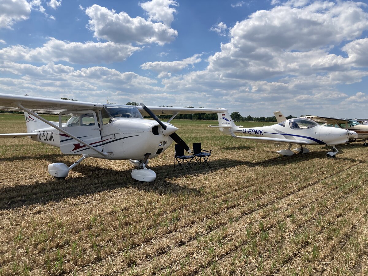 D-EDJR, Cessna 172M at Flight Line Stearman & Friends 2022, Flugplatz Bienenfarm