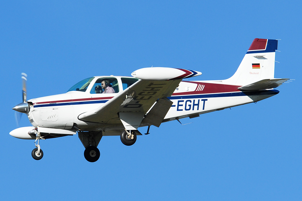 D-EGHT Beech F33A Bonanza 20.11.2016