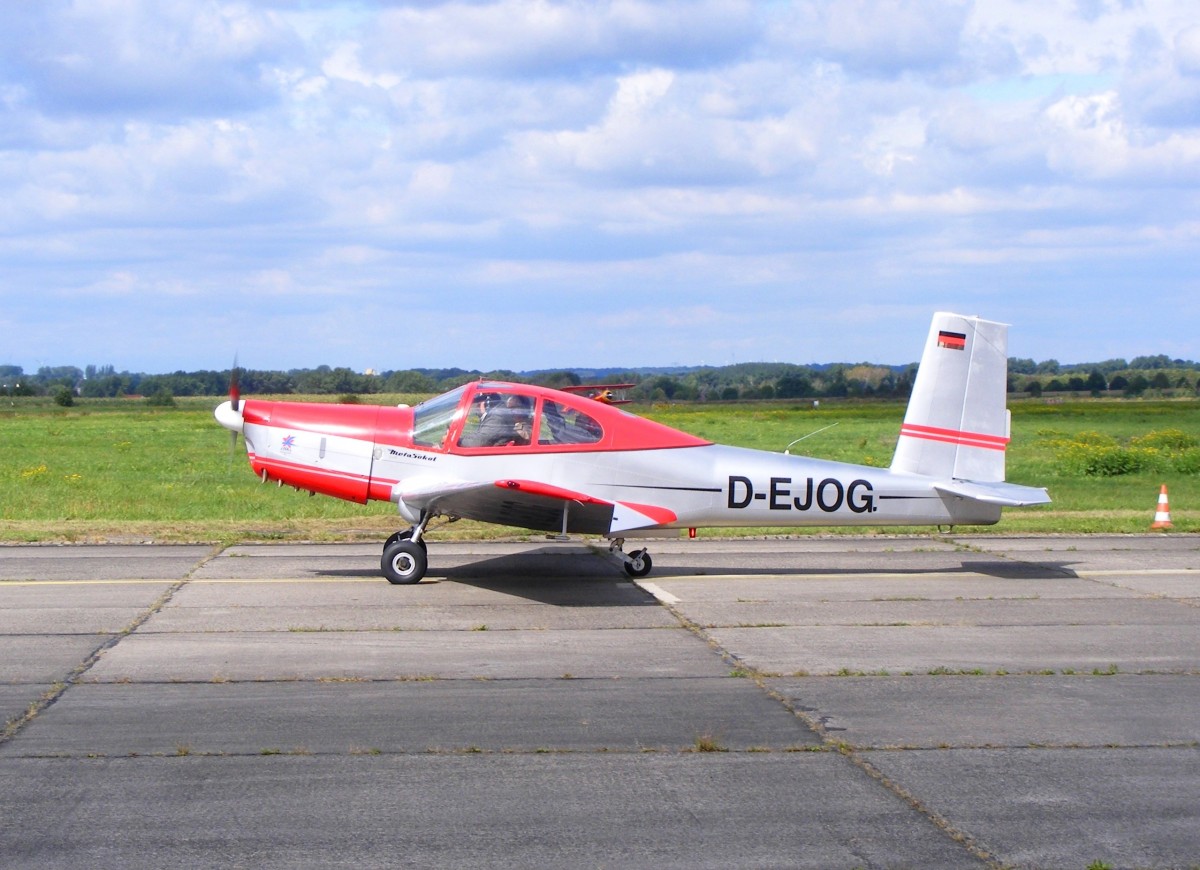 D-EJOG, L-40 Meta Sokol, Flugplatz Altenburg Nobitz (EDAC), 5.9.2105