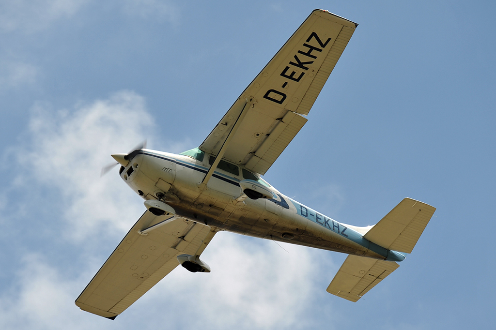 D-EKHZ Cessna 182Q Skylane 17.07.2016