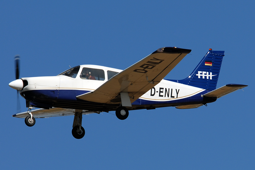 D-ENLY  Piper PA-28R-201 Arrow III 30.09.2018