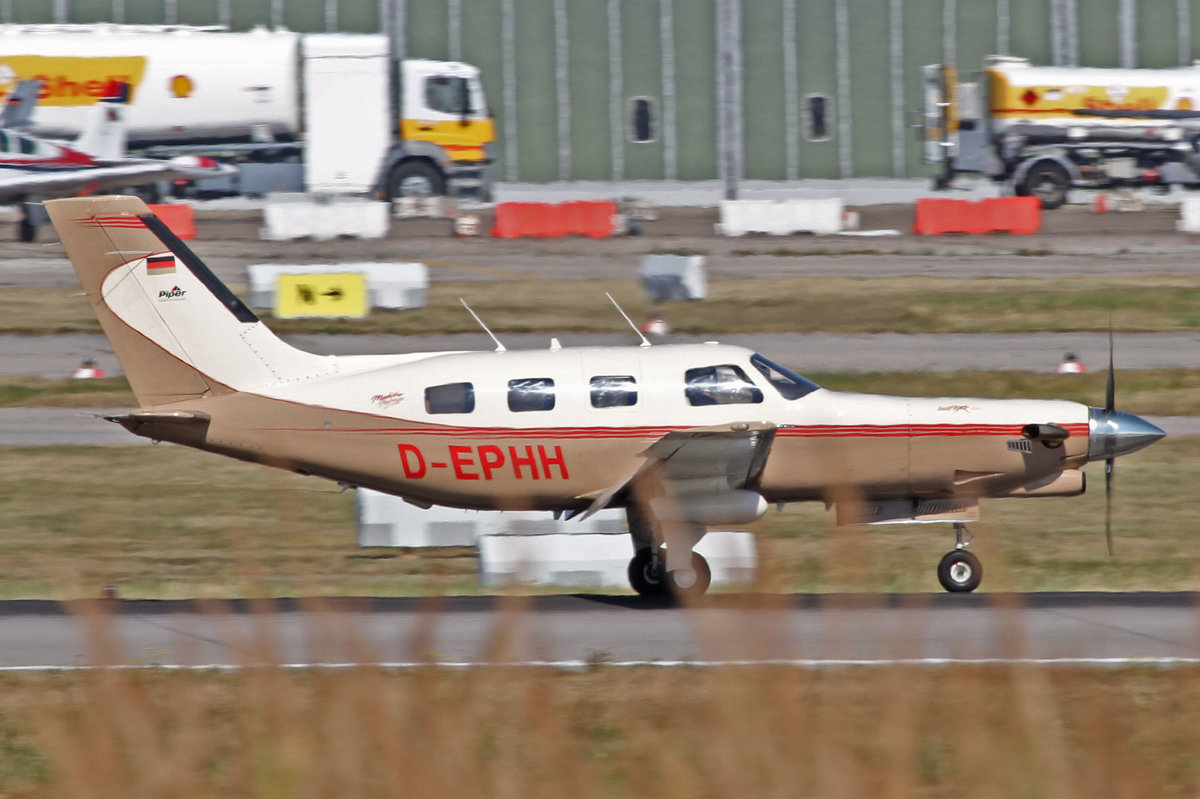 D-EPHH, Piper, PA-46-350P Malibu Mirage, 10.09.2016, EDDS-STR, Stuttgart, Germany 