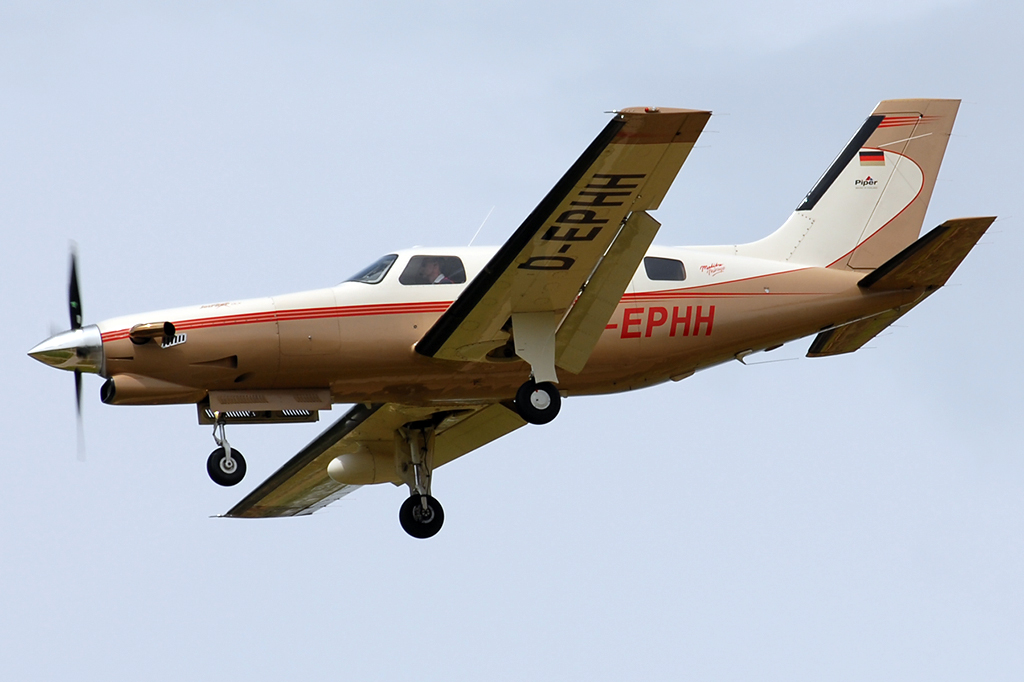 D-EPHH  Piper PA-46-350P Malibu Mirage/Jetprop DLX 31.05.2015