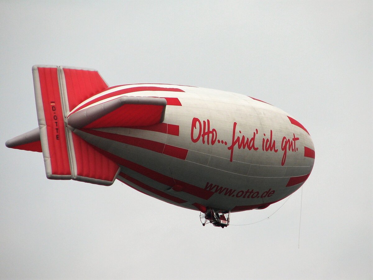 D-OTTE, Flugplatz Gera (EDAJ), 9.8.2009