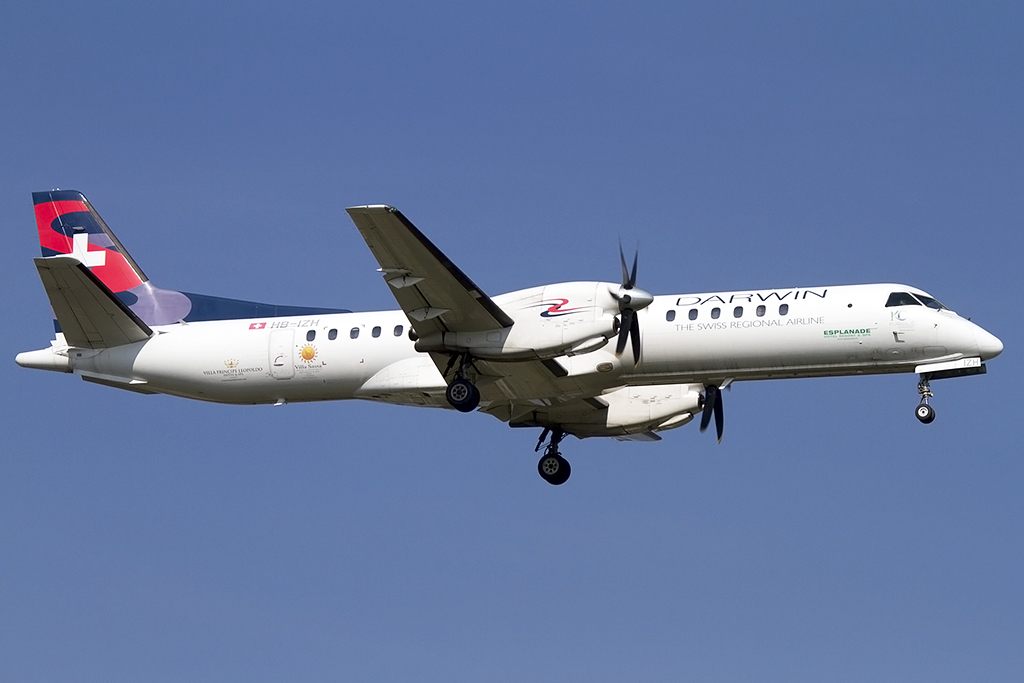 Darwin Airlines, HB-IZH, Saab, 2000, 31.08.2013, GVA, Geneve, Switzerland 


