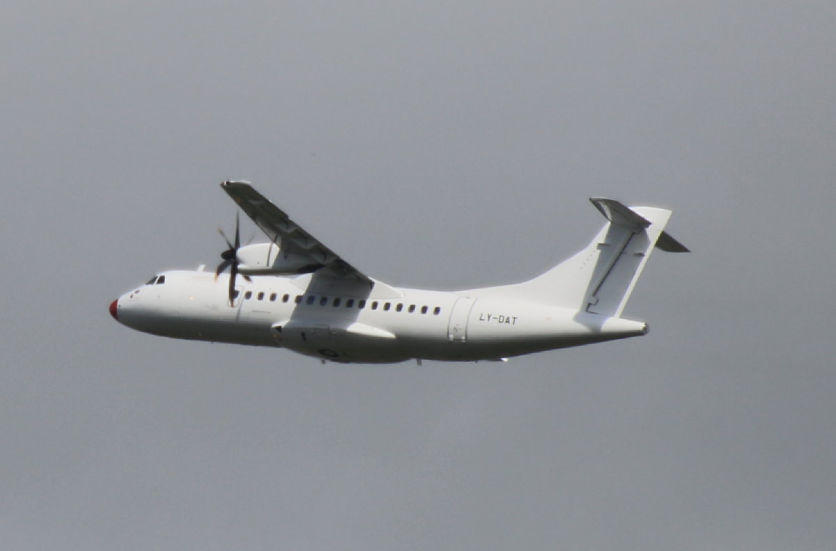 DAT,ATR-42-500, LY-DAT, BER, 11.06.2026