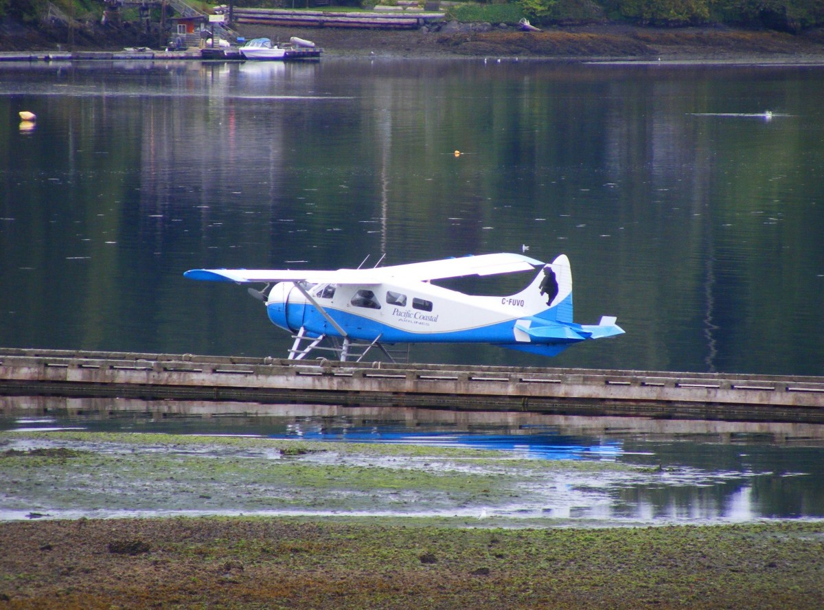 De Havilland DHC-2 Beaver C-FUVO ,Port Hardy Harbour, Canada, 9.9.2013