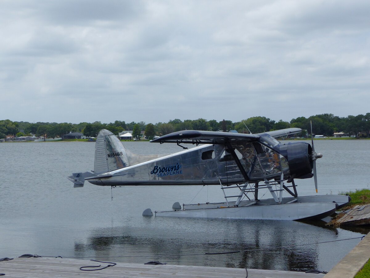 De Havilland DHC-2 Beaver, N954BS, Lake Jesse - Browns Seaplane Base (Winter Haven) GIF/KGIF , 20.4.2026
