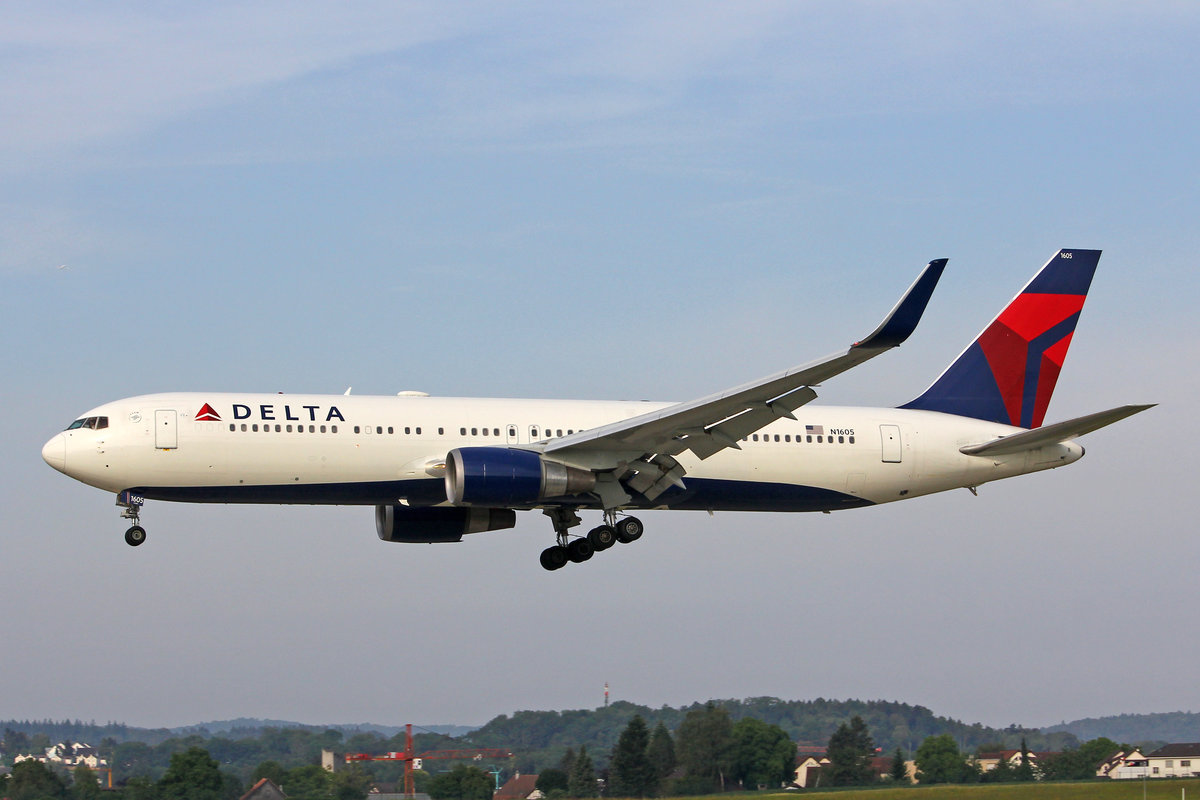 Delta Air Lines, N1605, Boeing 767-323ER, msn: 30198/753, 15.Juni 2018, ZRH Zürich, Switzerland.