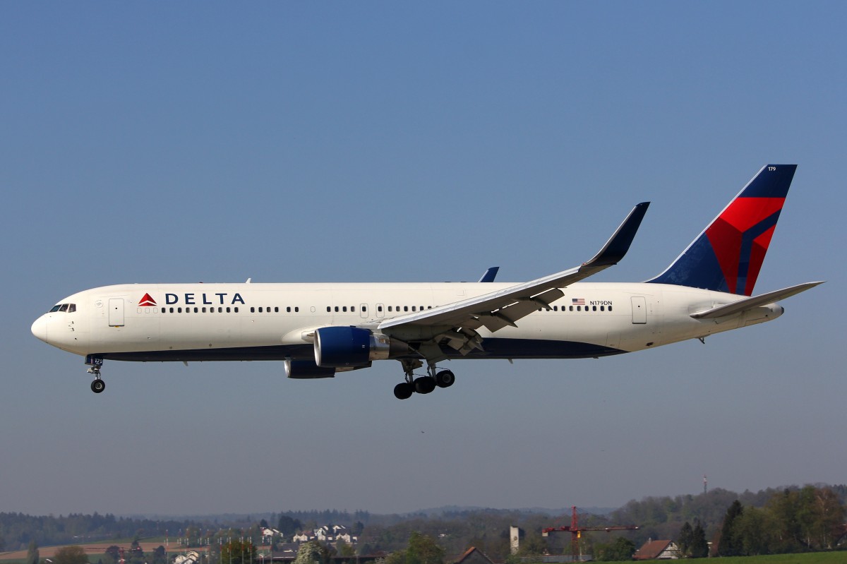 Delta Air Lines, N179DN, Boeing 767-332 (W), 24.April 2015, ZRH Zürich, Switzerland.