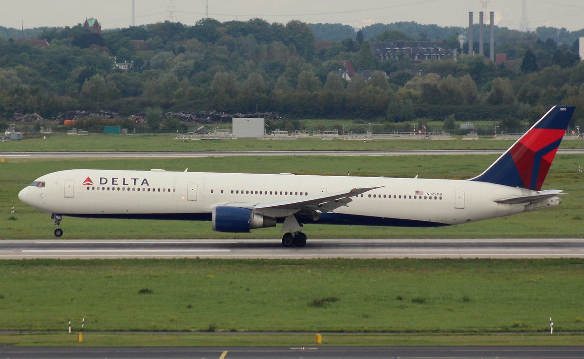 Delta Air Lines, N825MH, MSN 29703, Boeing 767-432 (ER), 17.09.2017, DUS-EDDL, Düsseldorf, Germany 