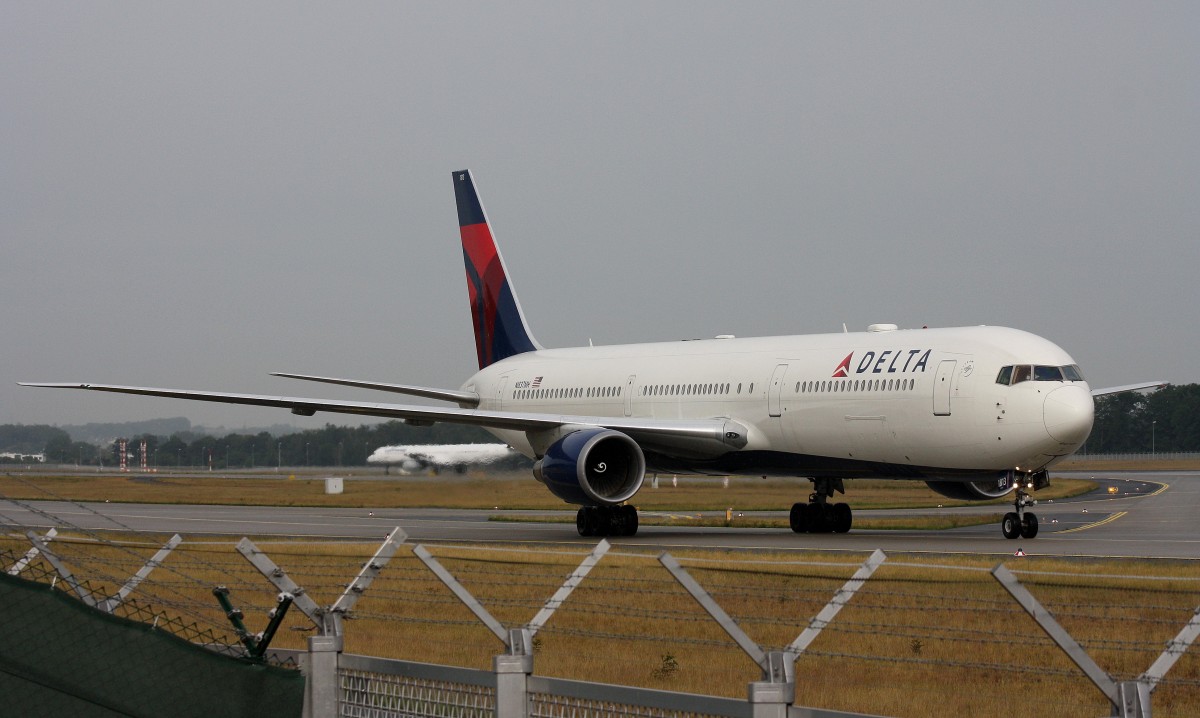 Delta Air Lines, N837MH,(c/n 29710),Boeing 767-432 (ER), 02.06.2015, FRA-EDDF, Frankfurt, Germany 