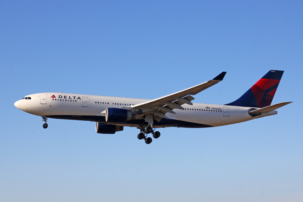 Delta Air Lines, N858NW, Airbus A330-223, msn: 718, 24.Februar 2019, ZRH Zürich, Switzerland.