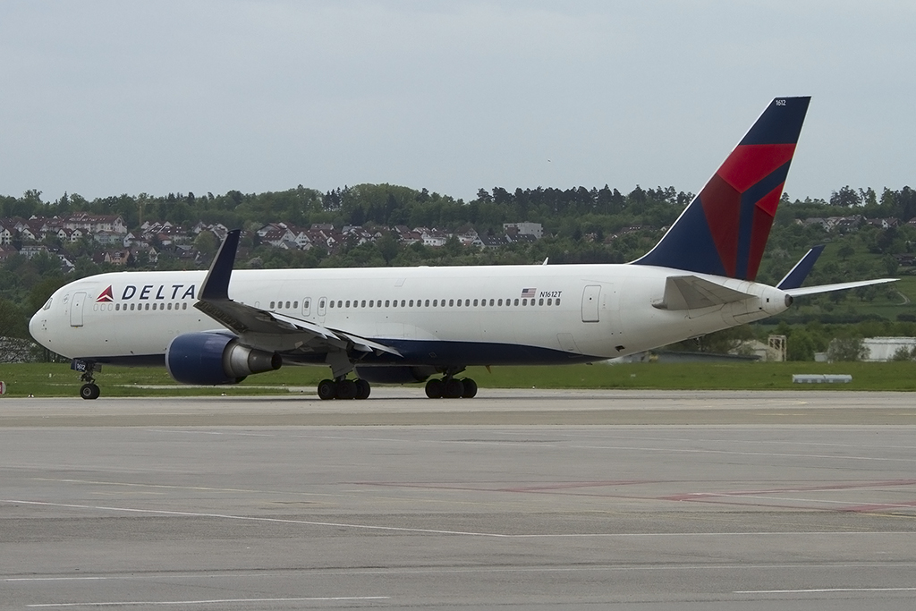 Delta Airlines, N1612T, Boeing, B767-332ER, 05.05.2015, STR, Stuttgart, Germany



