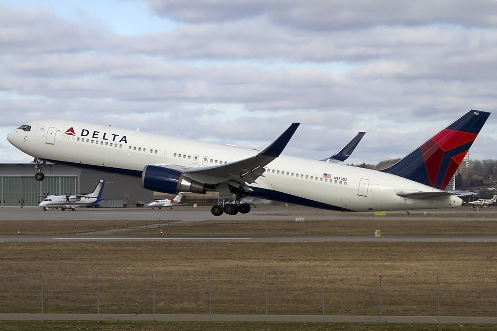 Delta Airlines, N177DZ, Boeing, B767-332ER, 23.02.2014, STR, Stuttgart, Germany 




