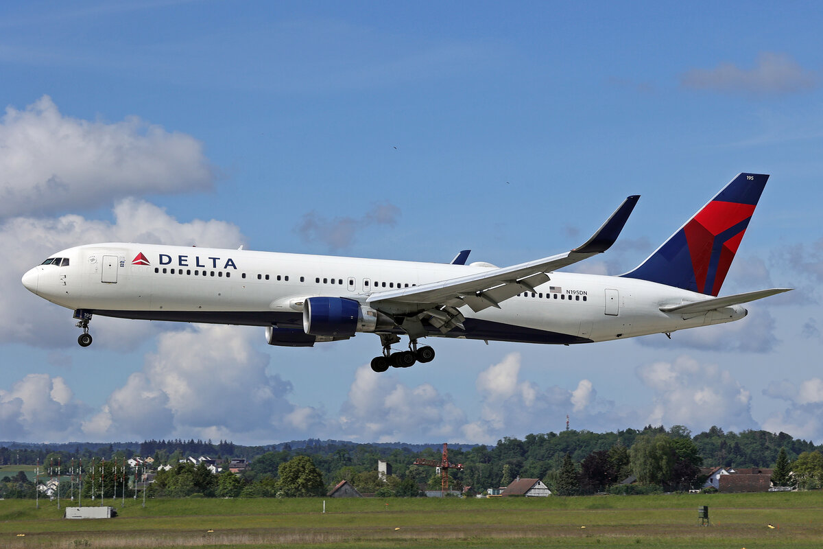 Delta Airlines, N195DN, Boeing B767-332ER, msn: 28452/676, 17.Mai 2026, ZRH Z�rich, Switzerland.