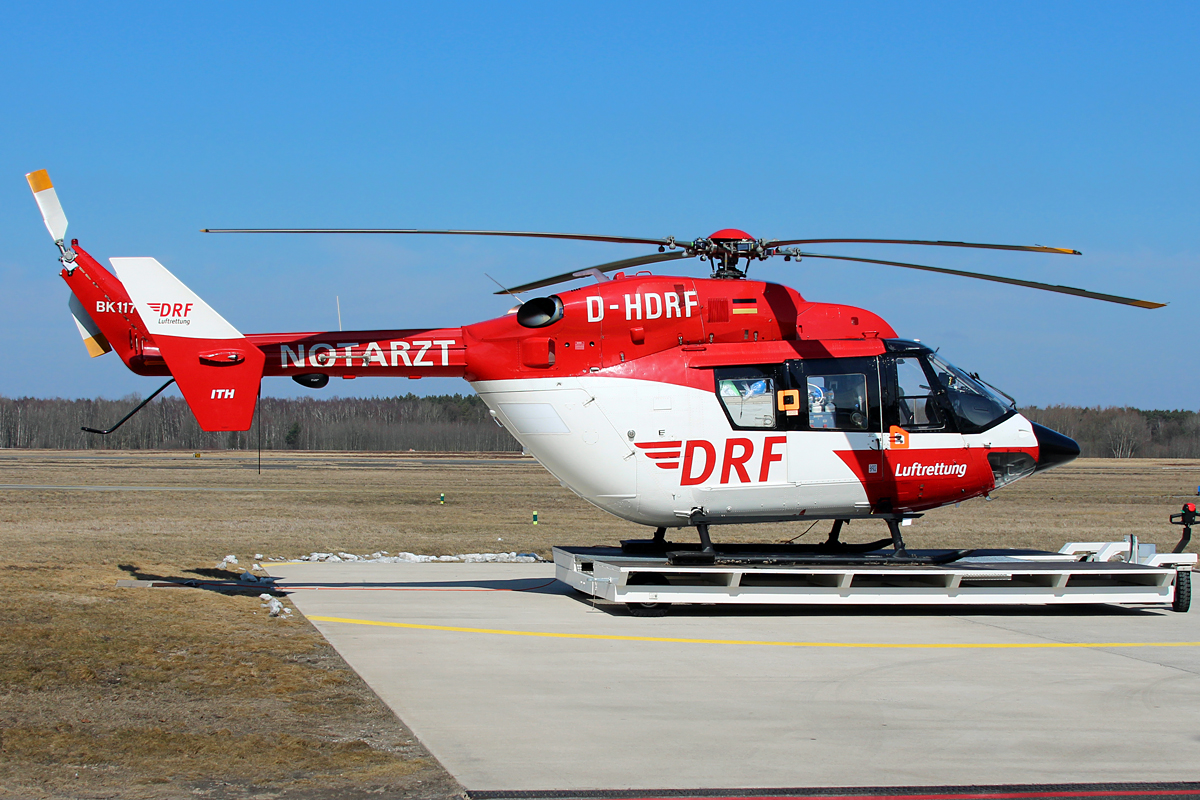 DRF LuftrettungHSD MBB BK-117 B2 D-HDRF, aufgenommen am 25.3.2013