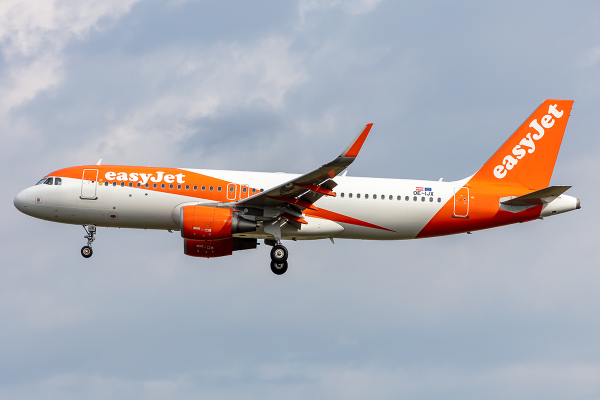 Easy Jet Europe, OE-IJX, Airbus, A320-214, 16.08.2021, BER, Berlin, Germany