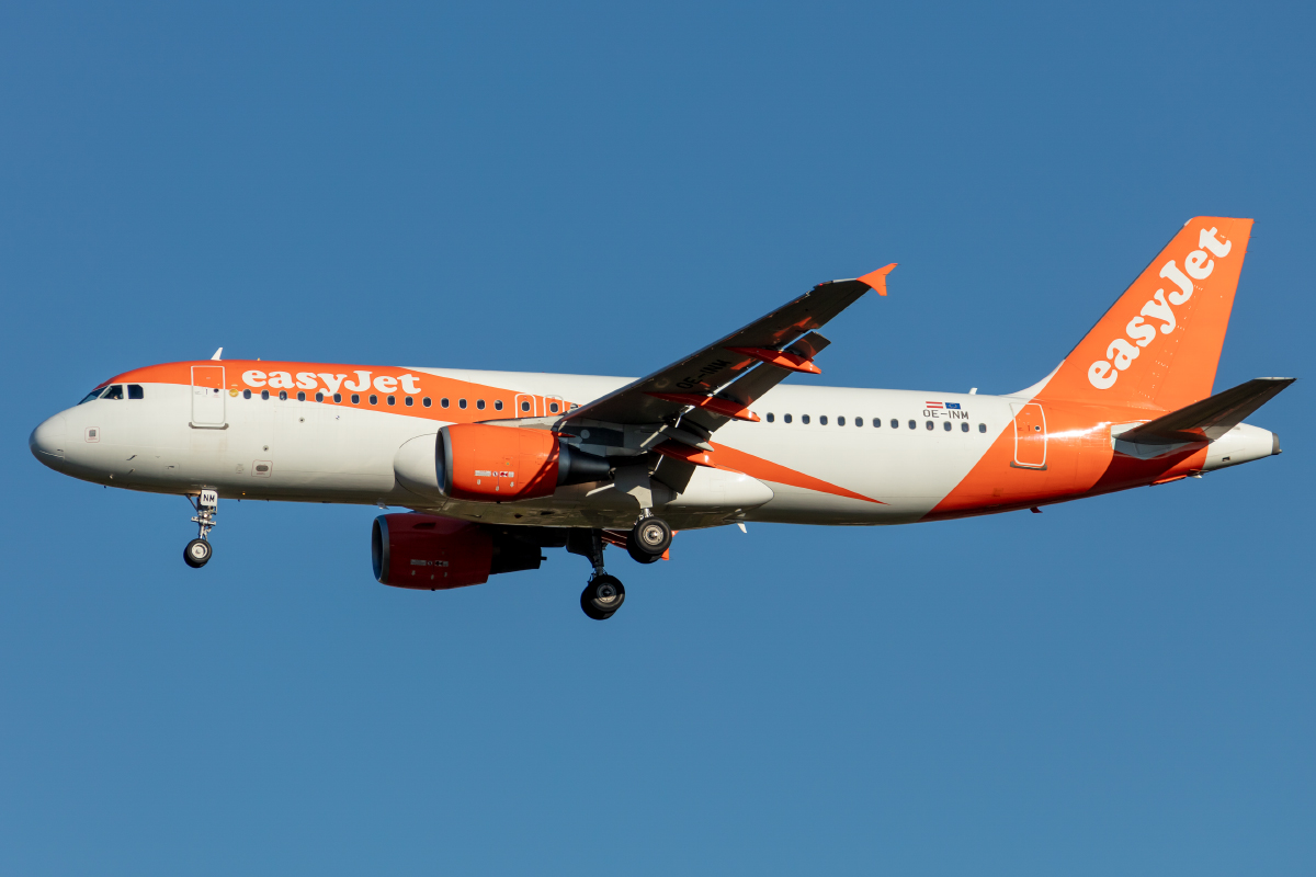 Easy Jet, OE-INM, Airbus, A320-214, 05.11.2021, MXP, Mailand, Italy