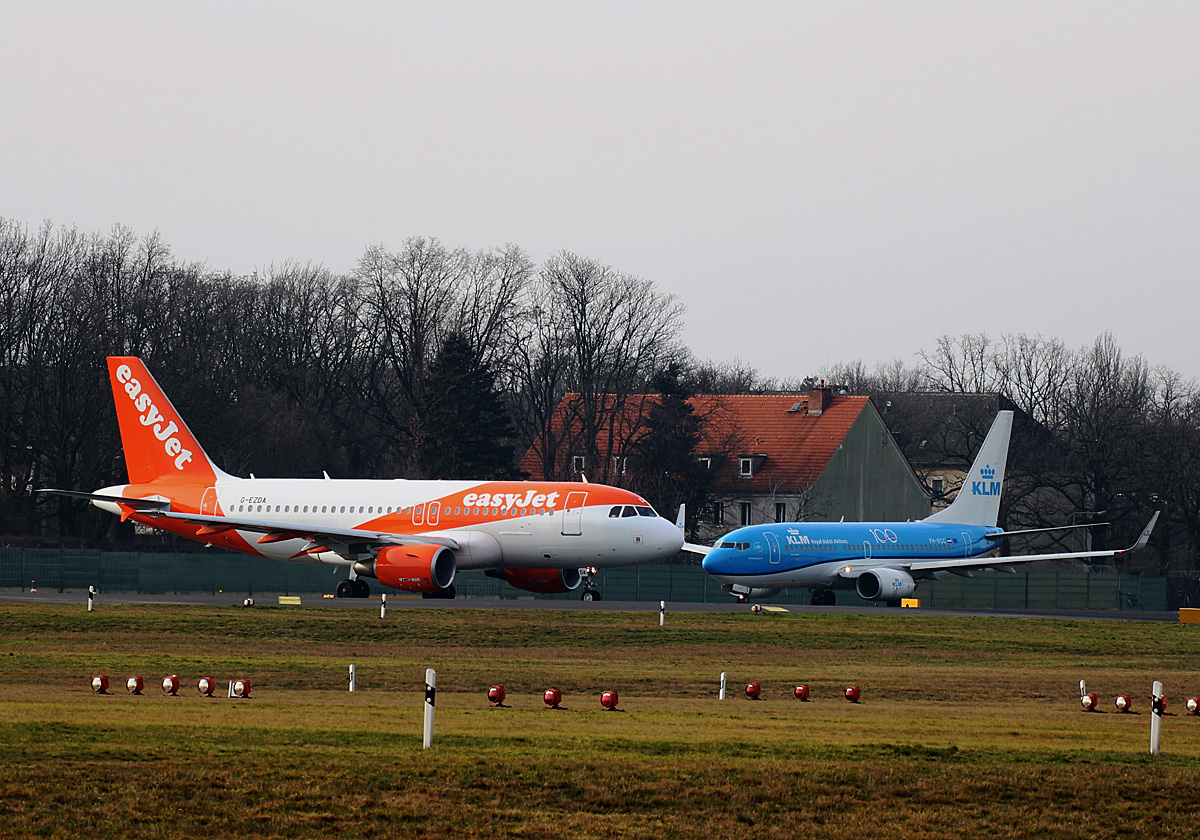 Easyjet, Airbus A 319-111, G-EZDA, KLM, Boeing B 737-7K2, PH-BGG, TXL, 15.02.2020