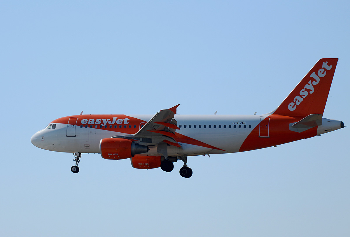 Easyjet, Airbus A 319-111, G-EZDL, BER, 24.06.2022