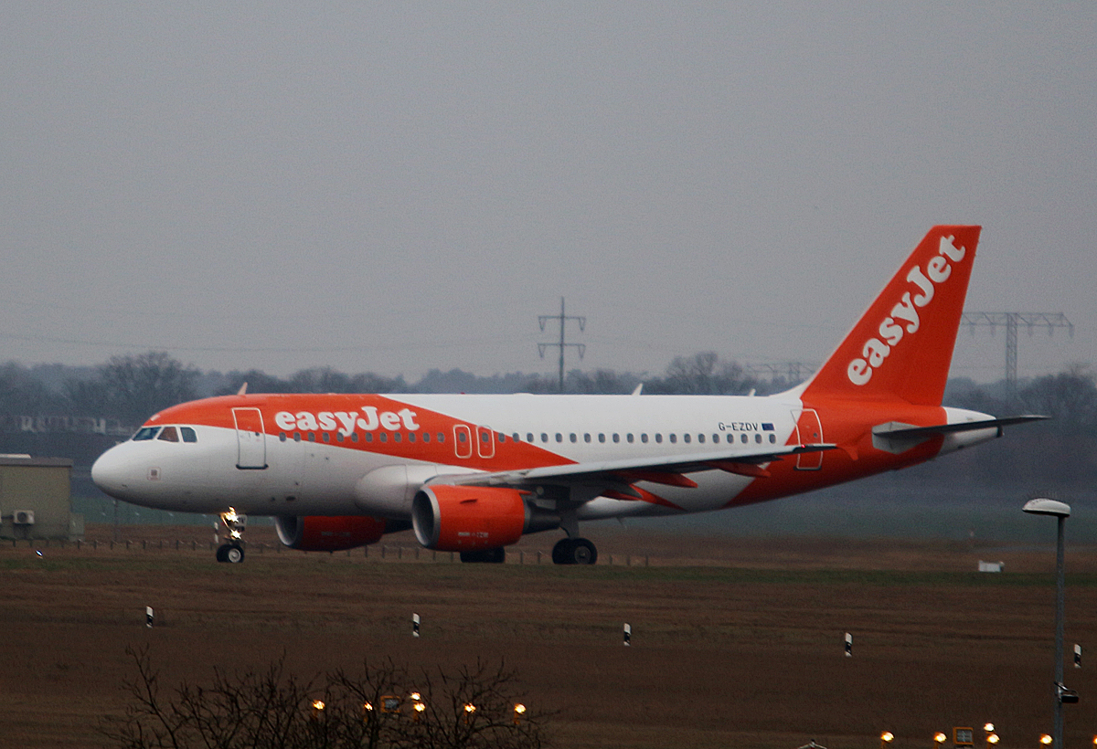 Easyjet, Airbus A 319-111, G-EZDV, SXF, 11.03.2017