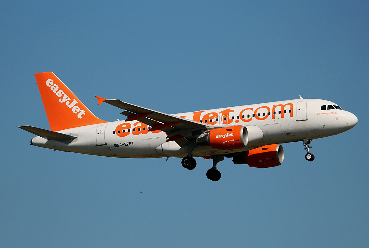 Easyjet, Airbus A 319-111, G-EZFT, SXF, 06.05.2016
