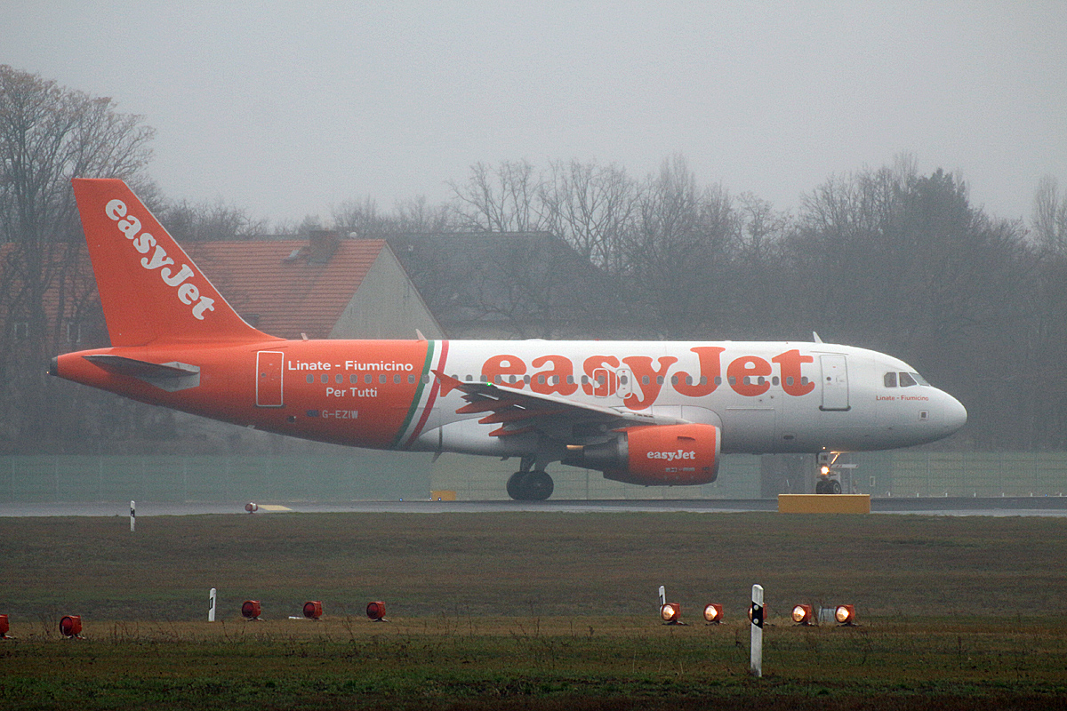Easyjet, Airbus A 319-111, G-EZIW, TXL, 2´6.12.2018