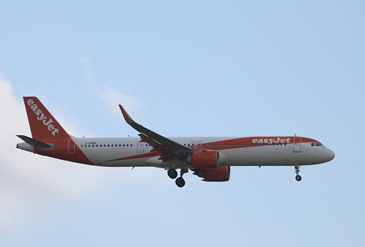 Easyjet, Airbus A 321-251NX, G-UZMD, BER, 08.06.2026