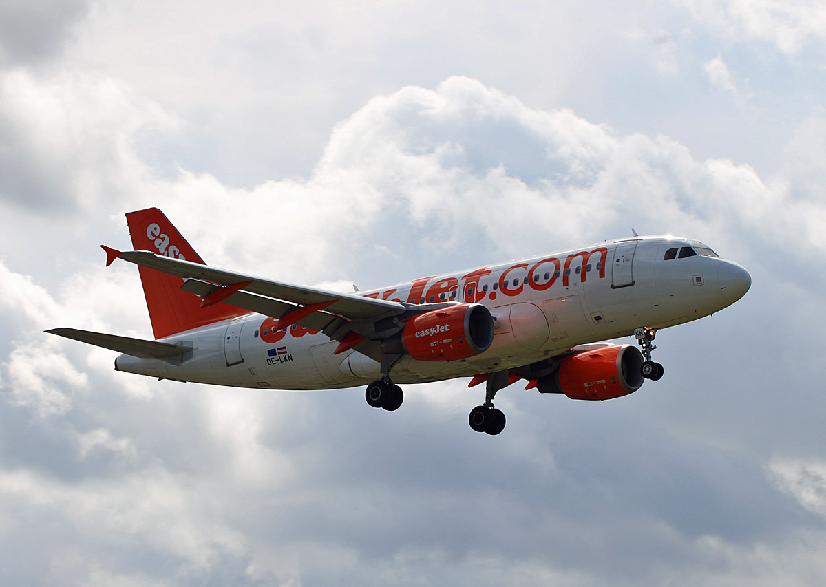 Easyjet Europe, Airbus A 319-111, OE-LKN, TXL, 10.08.2019
