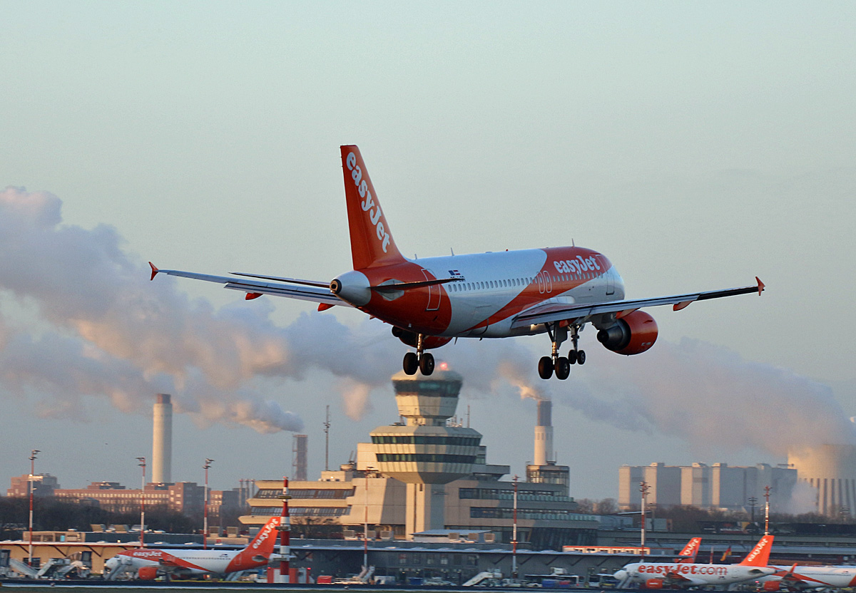 Easyjet Europe, Airbus A 319-111, OE-LQR, TXK, 05.01.2020