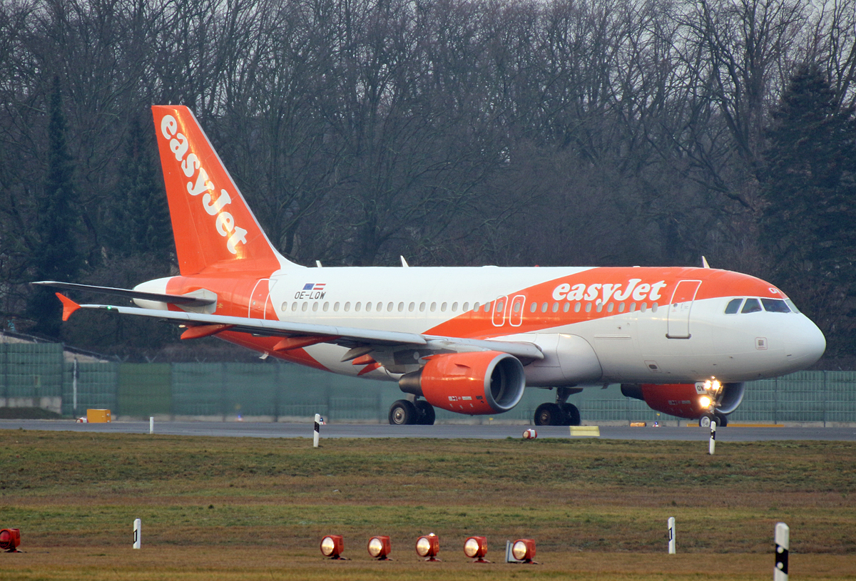 Easyjet Europe, Airbus A 319-111, OE-LQW, TXL, 15.02.2020