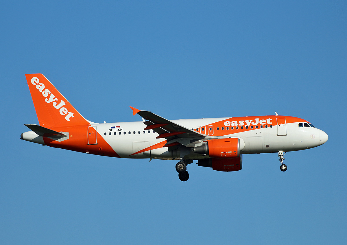 Easyjet Europe, Airbus A 319-111, OE-LKM, BER, 26.09.2021