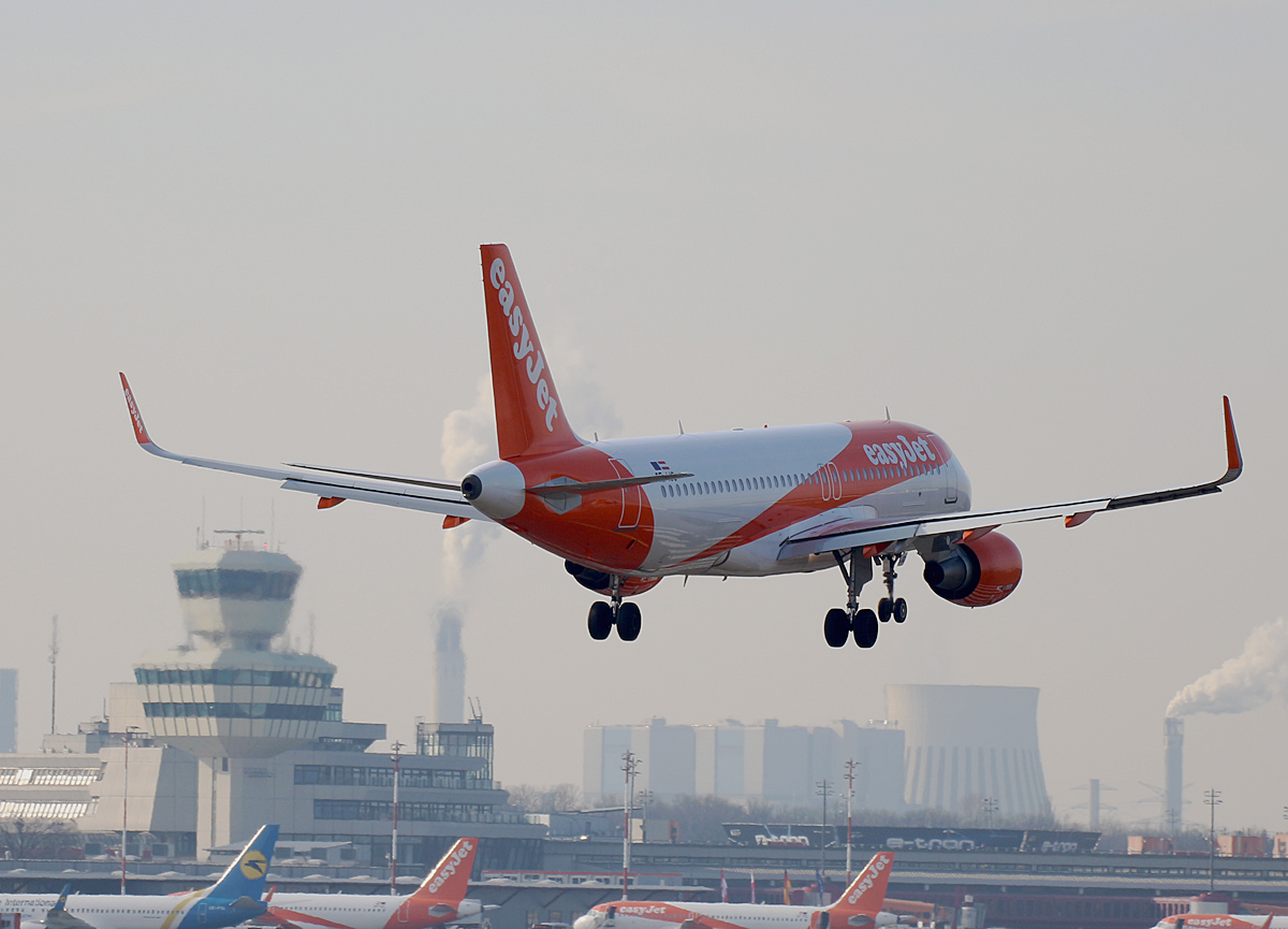 Easyjet Europe, Airbus A 320-214, OE-IJQ, TXL, 17.04.2019