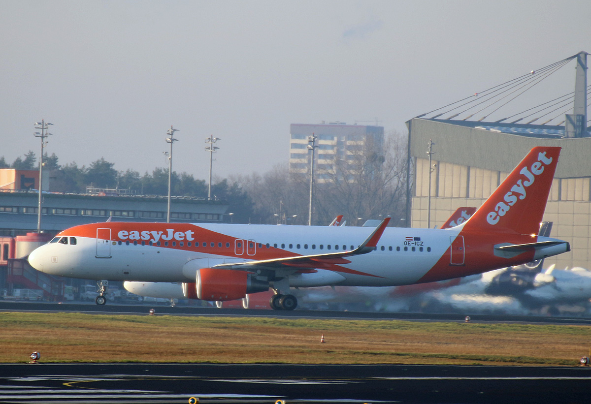 Easyjet Europe, Airbus A 320-214, OE-ICZ, TXL, 20.12.2019