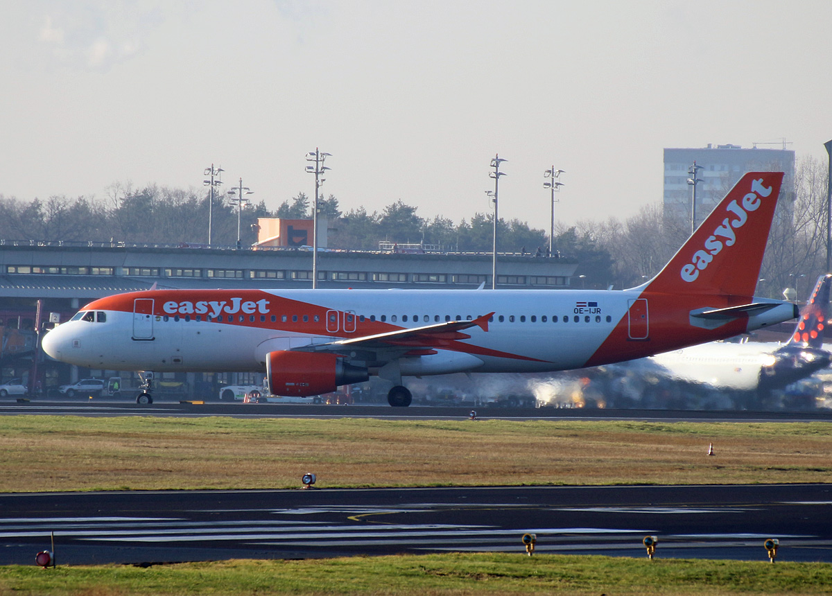 Easyjet Europe, Airbus A 320-214, OE-IJR, TXL; 20.12.2019