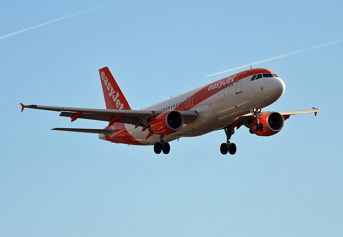 Easyjet Europe, Airbus A 320-214, OE-IZD, TXL, 29.12.2019