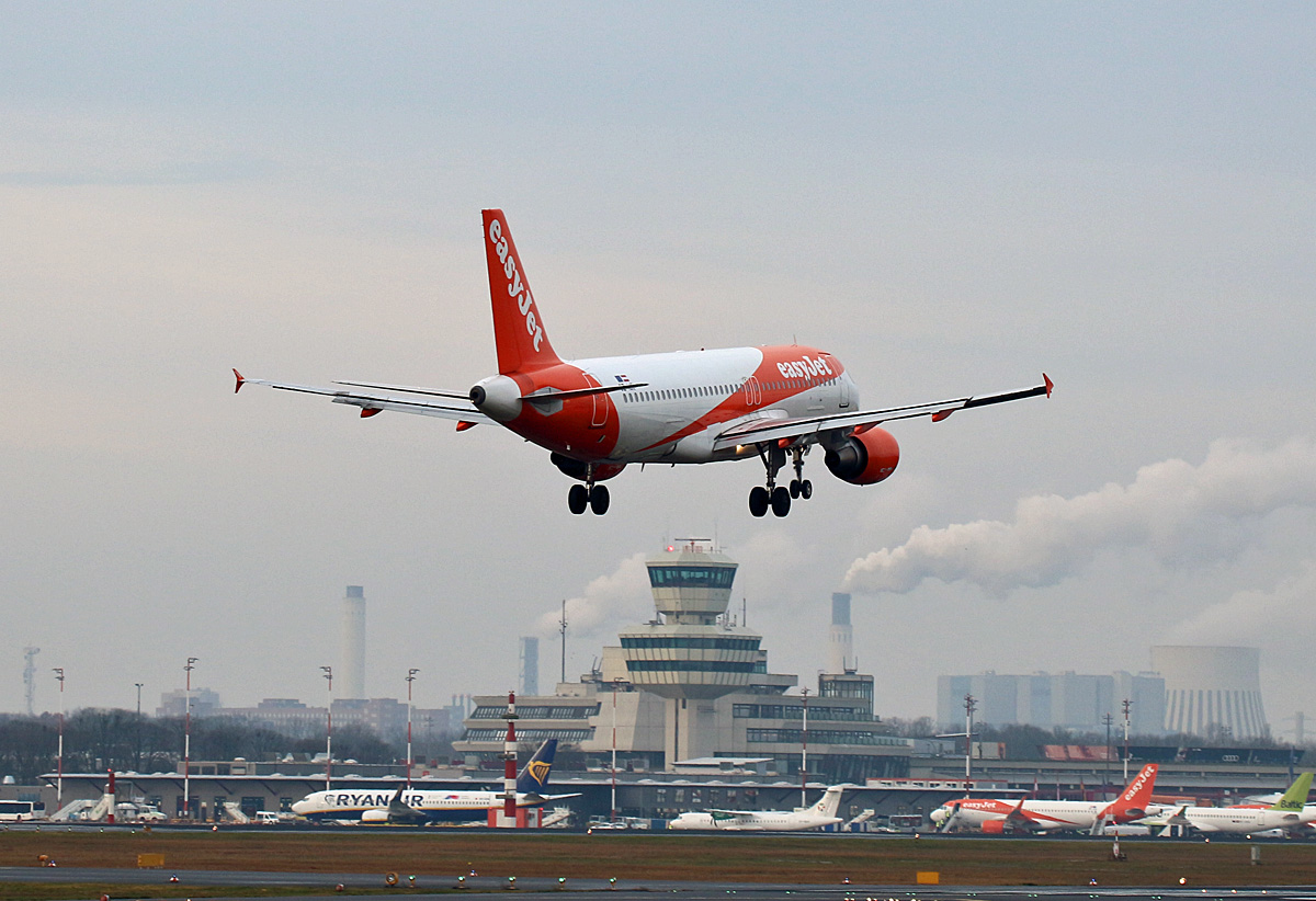 Easyjet Europe, Airbus A 320-214, OE-IJR, TXL, 15.02.2020