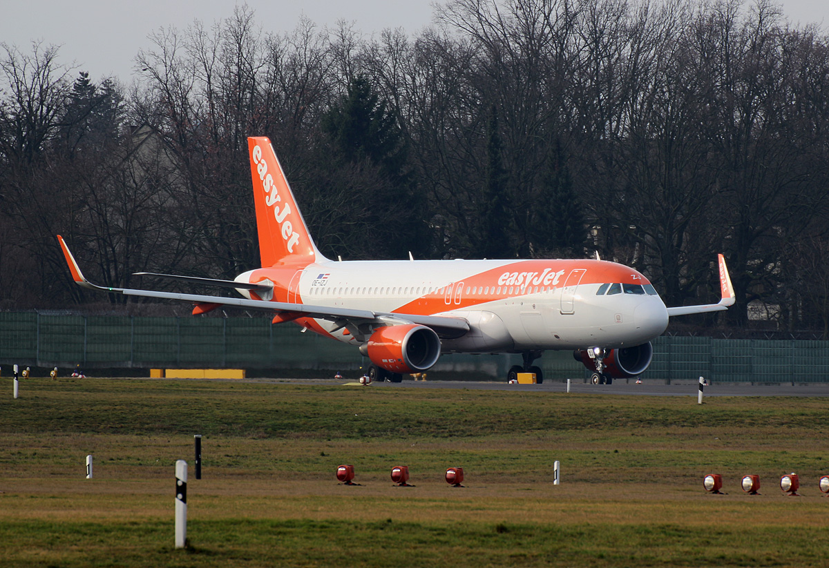 Easyjet Europe, Airbus A 320-214, OE-IZJ, TXL; 15.02.2020