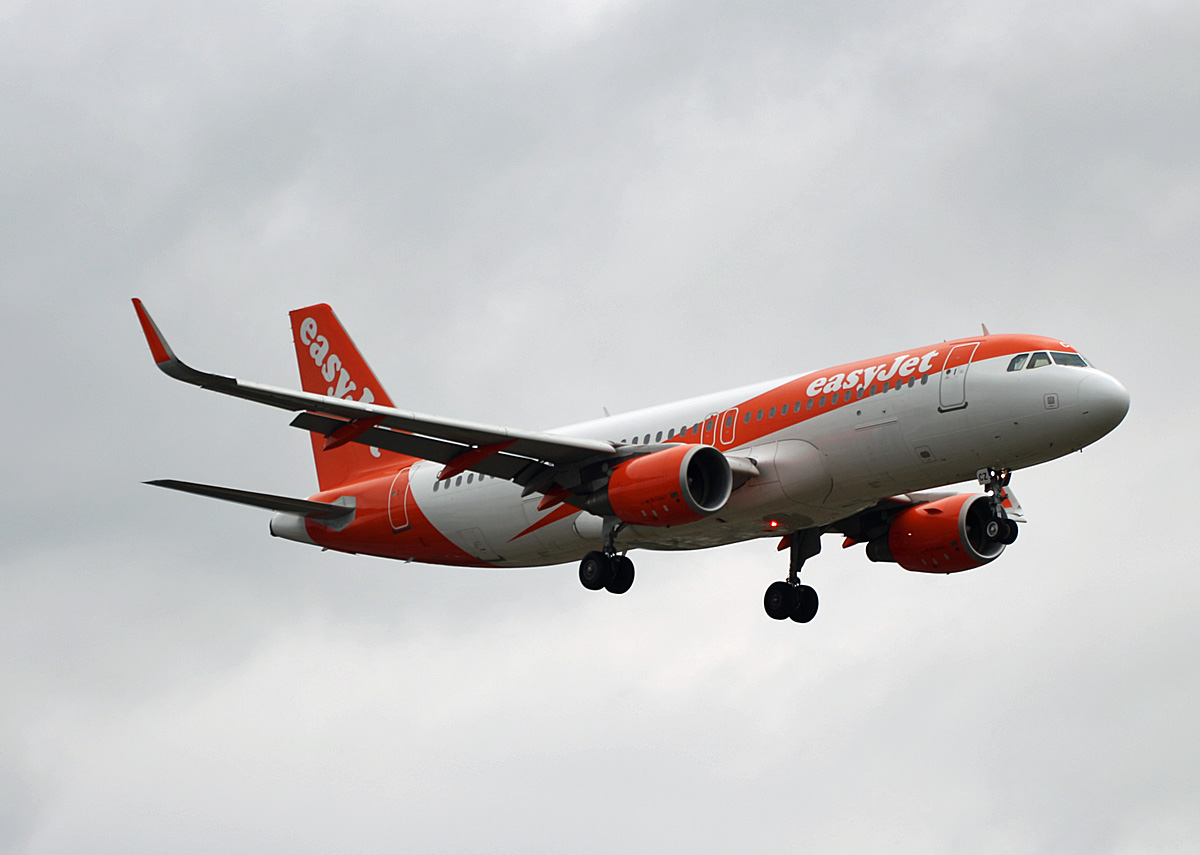 Easyjet Europe, Airbus A 320-214, OE-ICZ, TXL, 17.07.2020