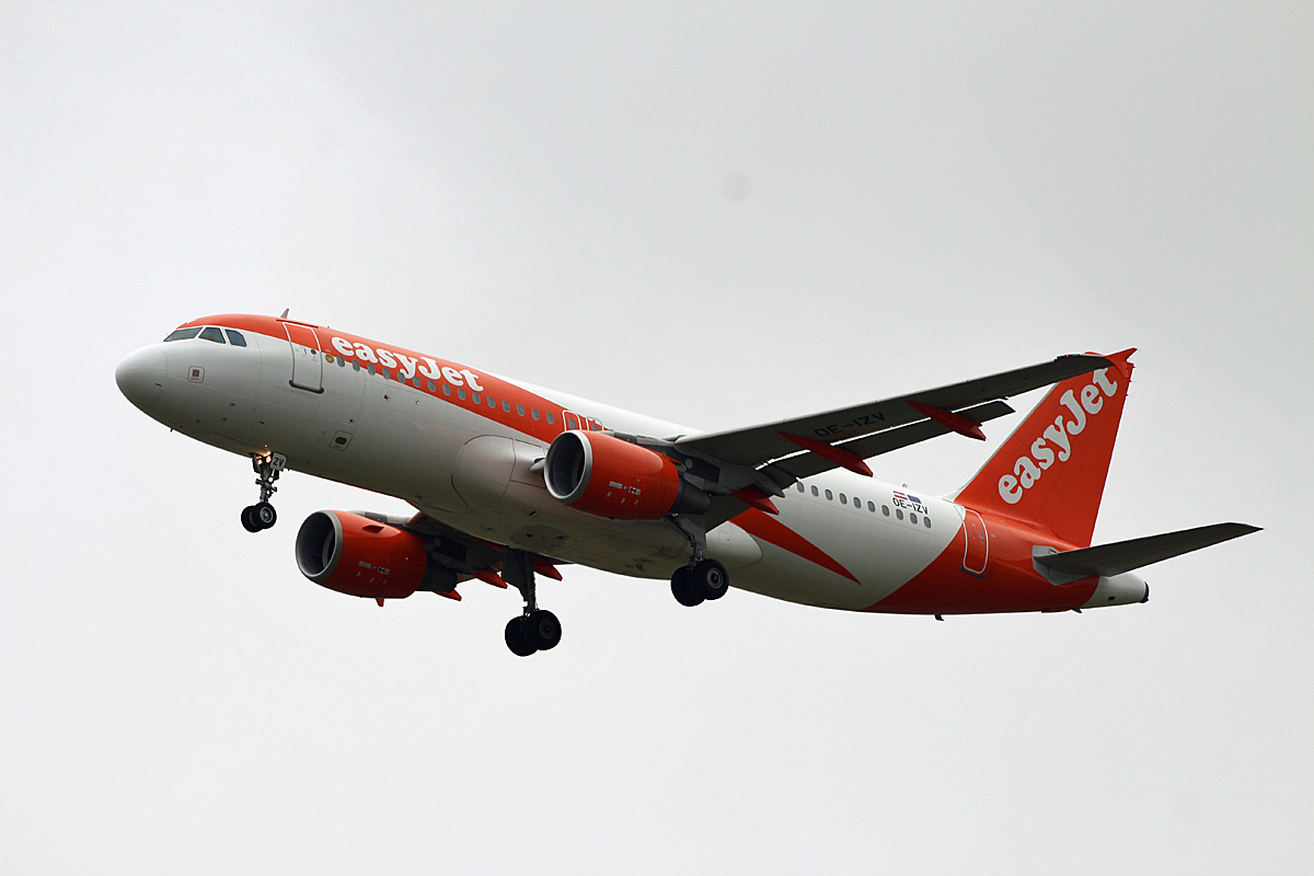 Easyjet Europe, Airbus A 320-214, OE-IZV, BER, 04.09.2021