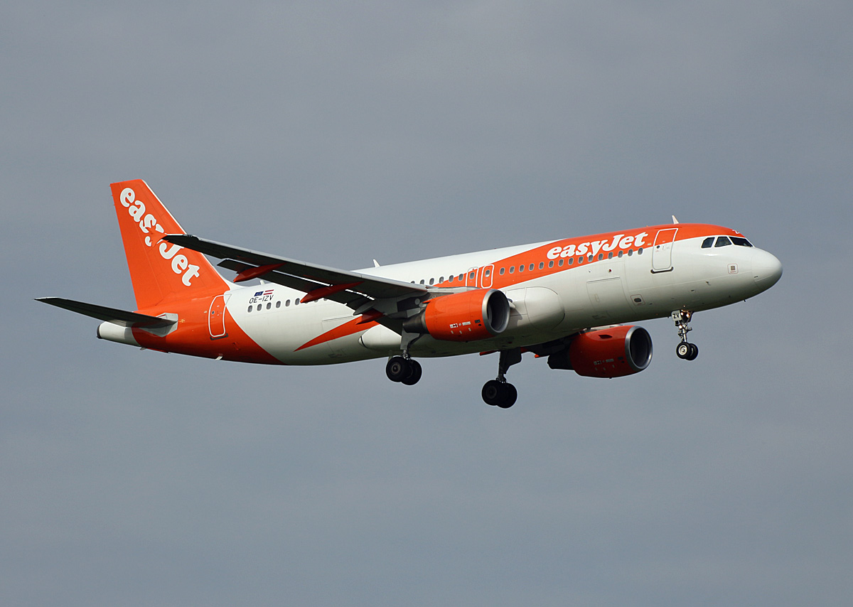 Easyjet Europe, Airbus A 320-214, OE-IZV, BER, 26.09.2021