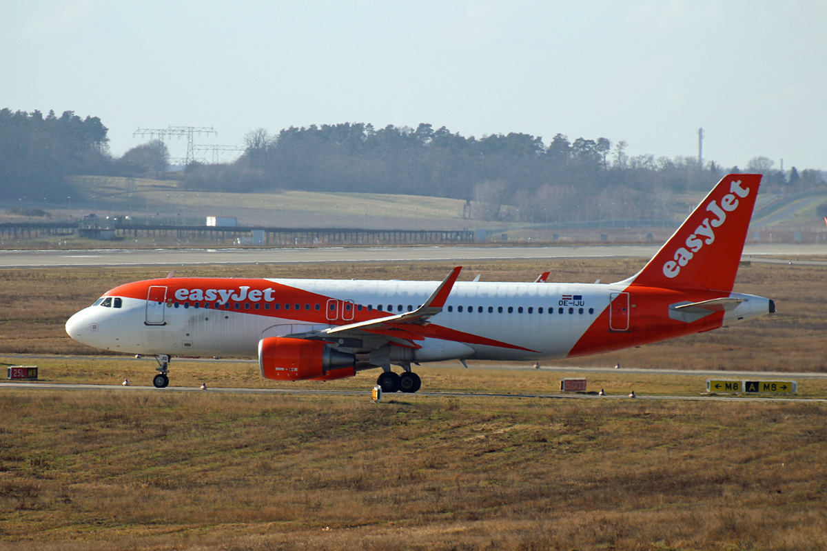 Easyjet Europe, Airbus A 320-214, OE-IJU, BER, 12.02.2022