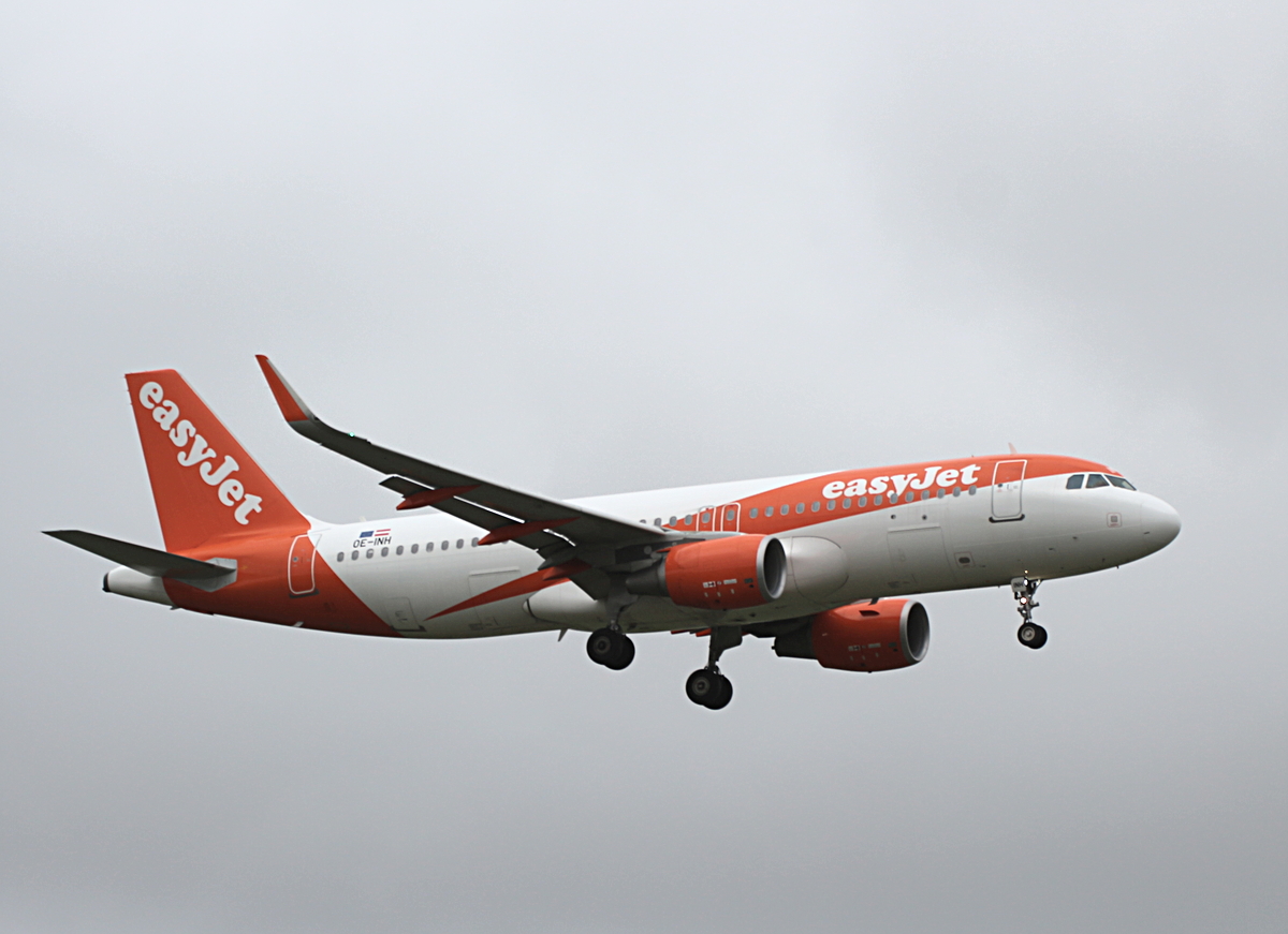 Easyjet Europe, Airbus A 320-214, OE-INH, BER, 10.10.2025