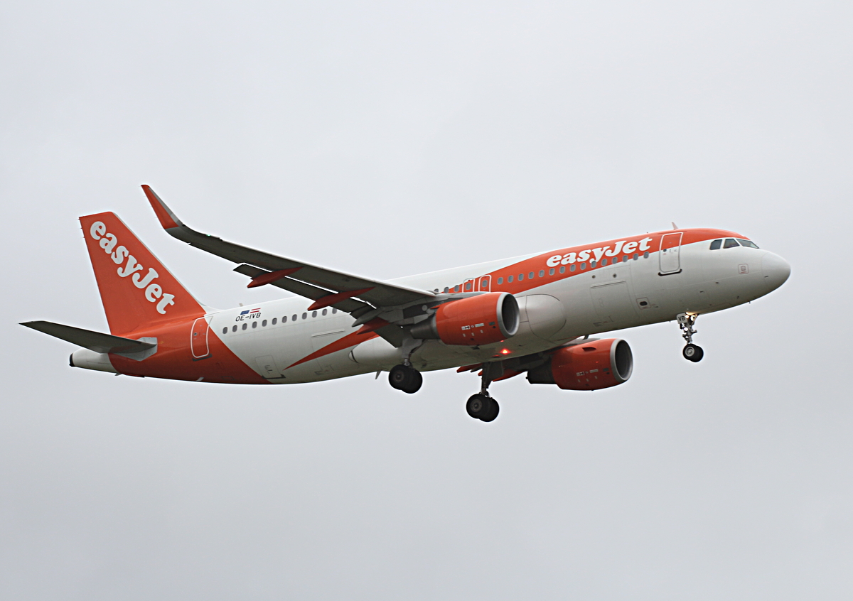 Easyjet Europe, Airbus A 320-214, OE-IVB, BER, 10.10.2025