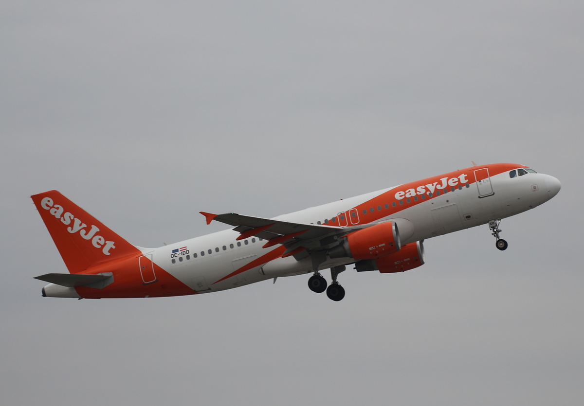 Easyjet Europe, Airbus A 320-214, OE-IDD, BER, 12.04.2026