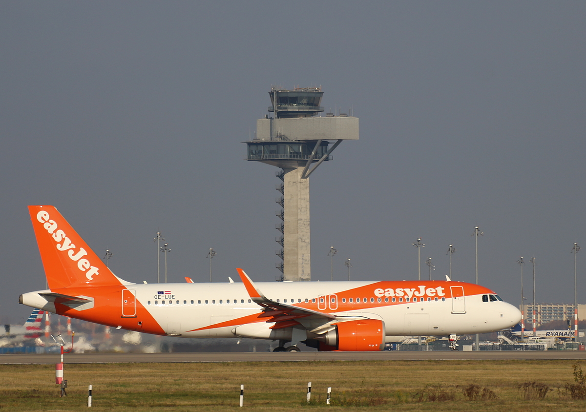 Easyjet Europe, Airbus A 320-251N, OE-LUE, BER, 07.11.2025